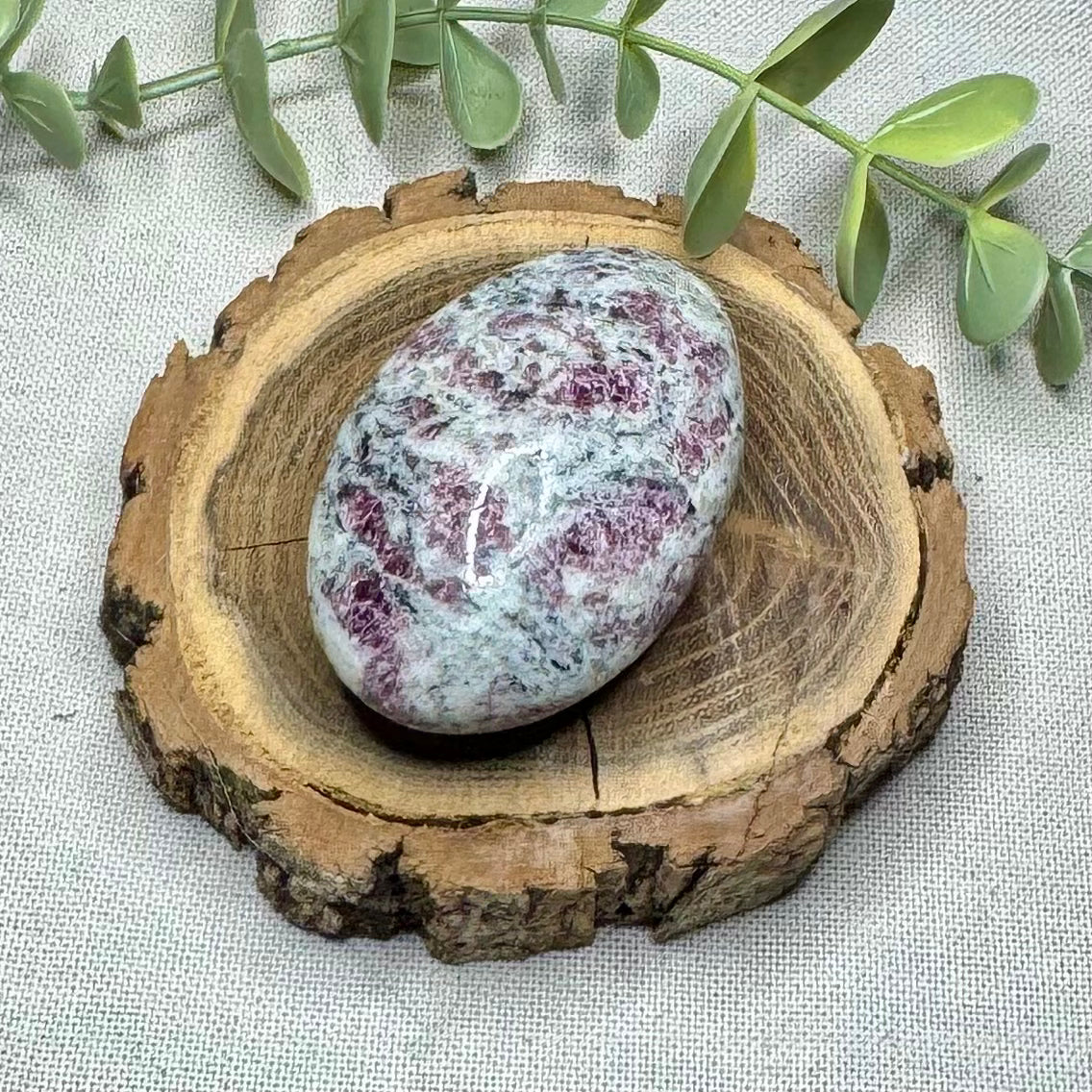 TOURMALINE ROSE OU RUBELLITE - A - Madagascar - Galet