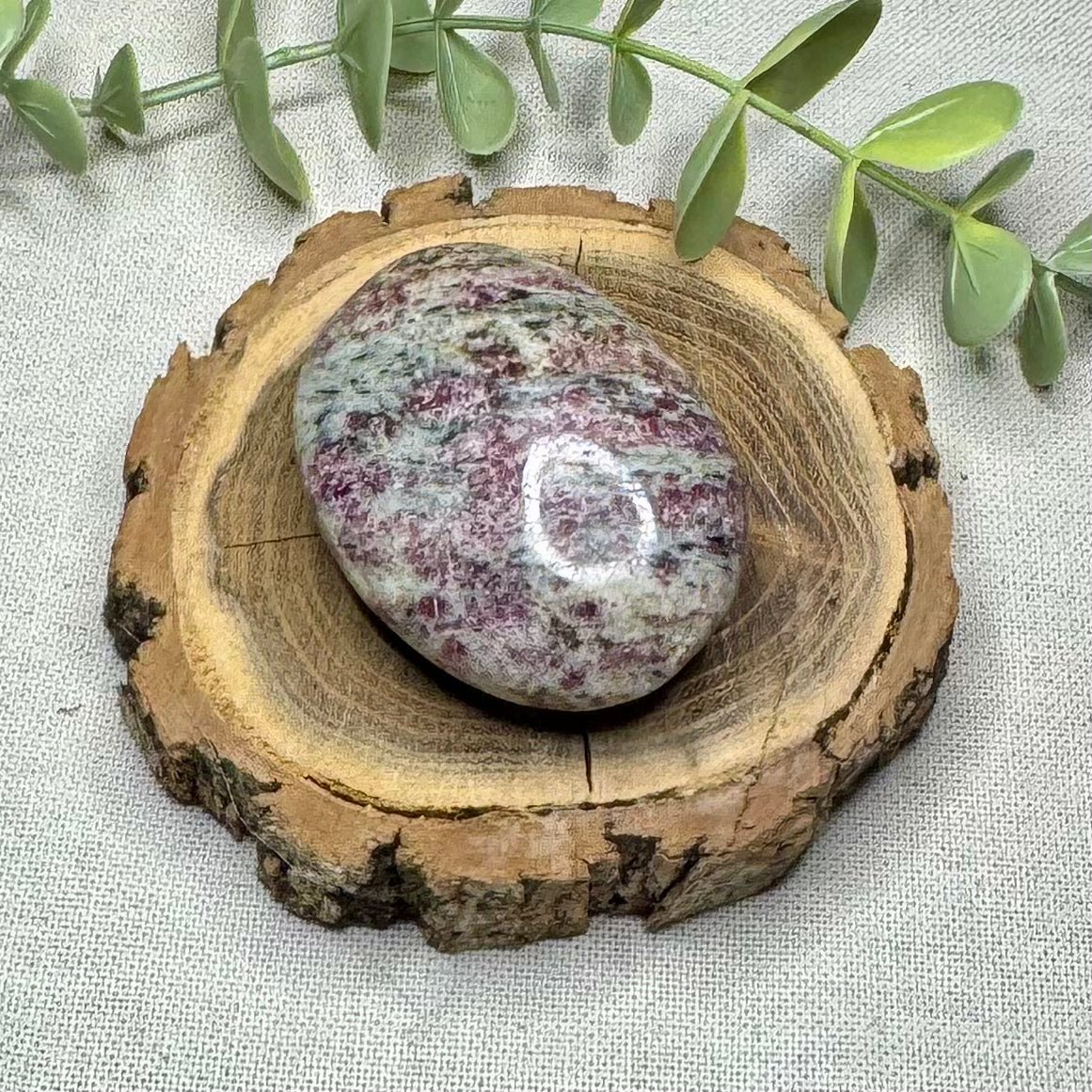 TOURMALINE ROSE OU RUBELLITE - A - Madagascar - Galet
