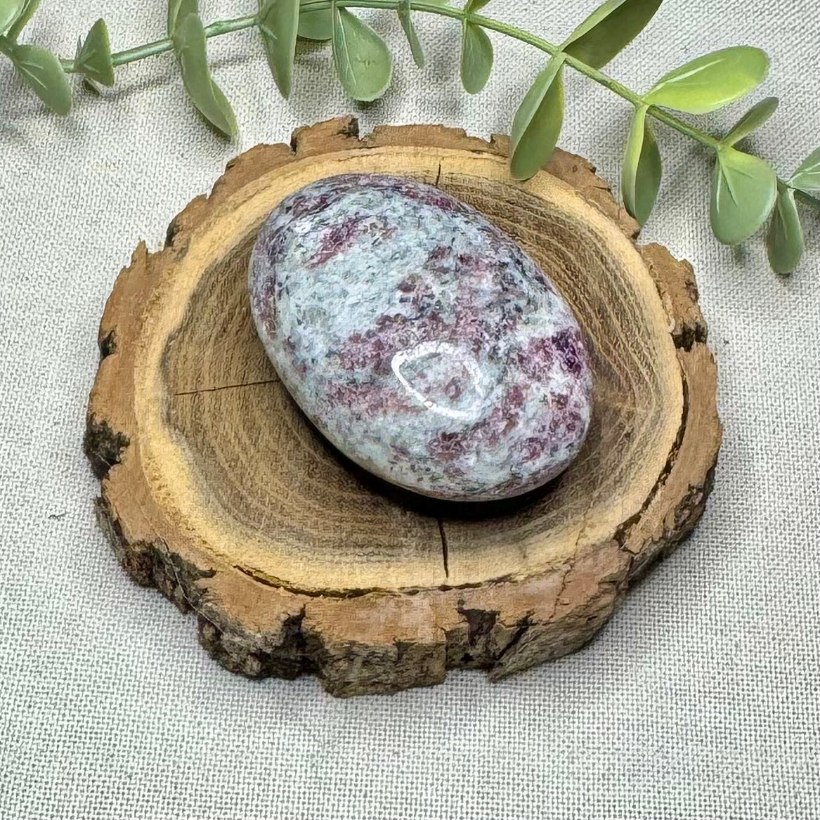 TOURMALINE ROSE OU RUBELLITE - A - Madagascar - Galet