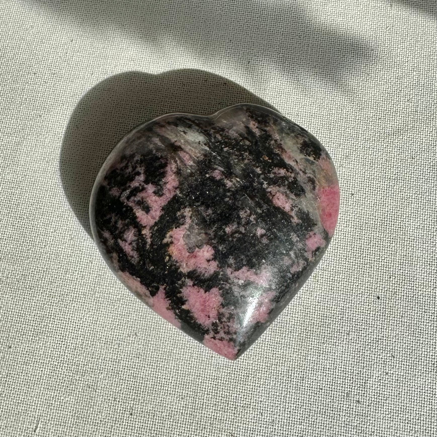 RHODONITE - AB - Madagascar - Coeur