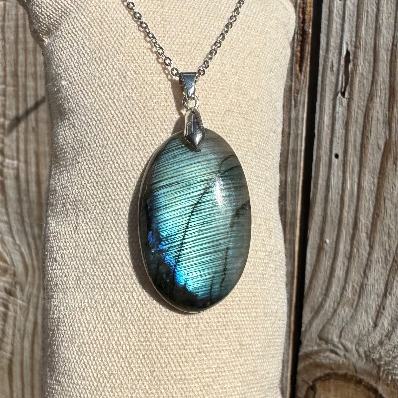 PENDENTIF LABRADORITE - Madagascar - Bélière argent925 - Chaine acier inoxydable ou cordon cuir