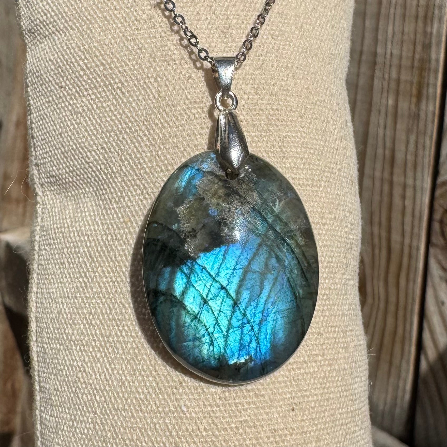 PENDENTIF LABRADORITE - Madagascar - Bélière argent925 - Chaine acier inoxydable ou cordon cuir
