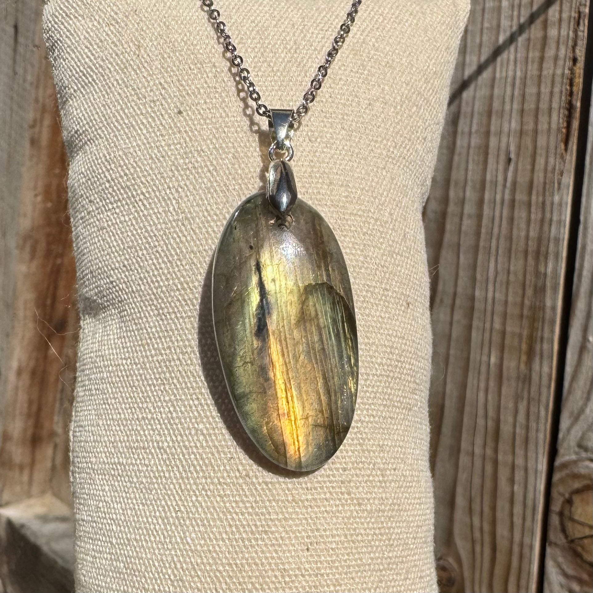 PENDENTIF LABRADORITE - Madagascar - Bélière argent925 - Chaine acier inoxydable ou cordon cuir