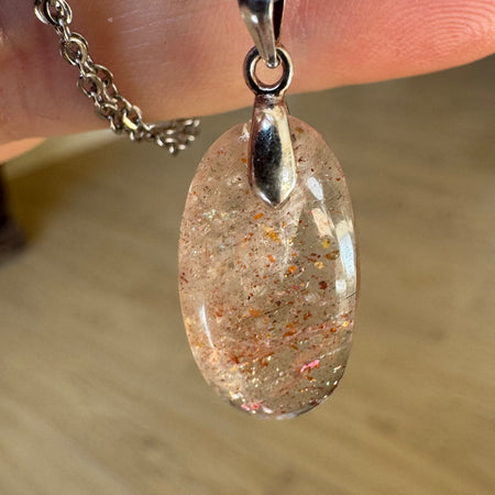 PENDENTIF PIERRE DE SOLEIL - AAA - Bélière argent925 - Chaine acier inoxydable