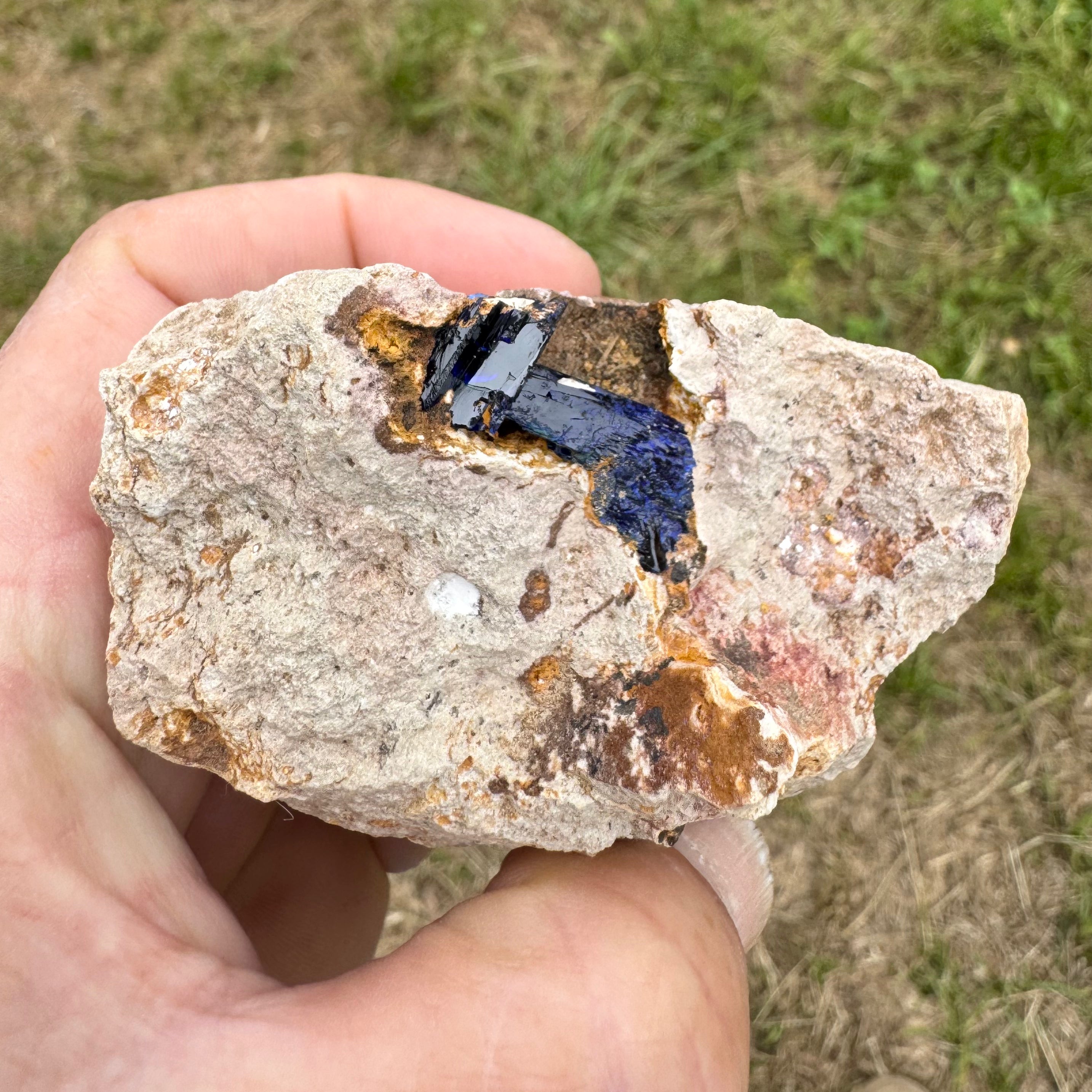 AZURITE DE KEROUCHEN - MAROC- Pierre brute - Etiquement sourcée dans une petite exploitation à Boumia au Maroc