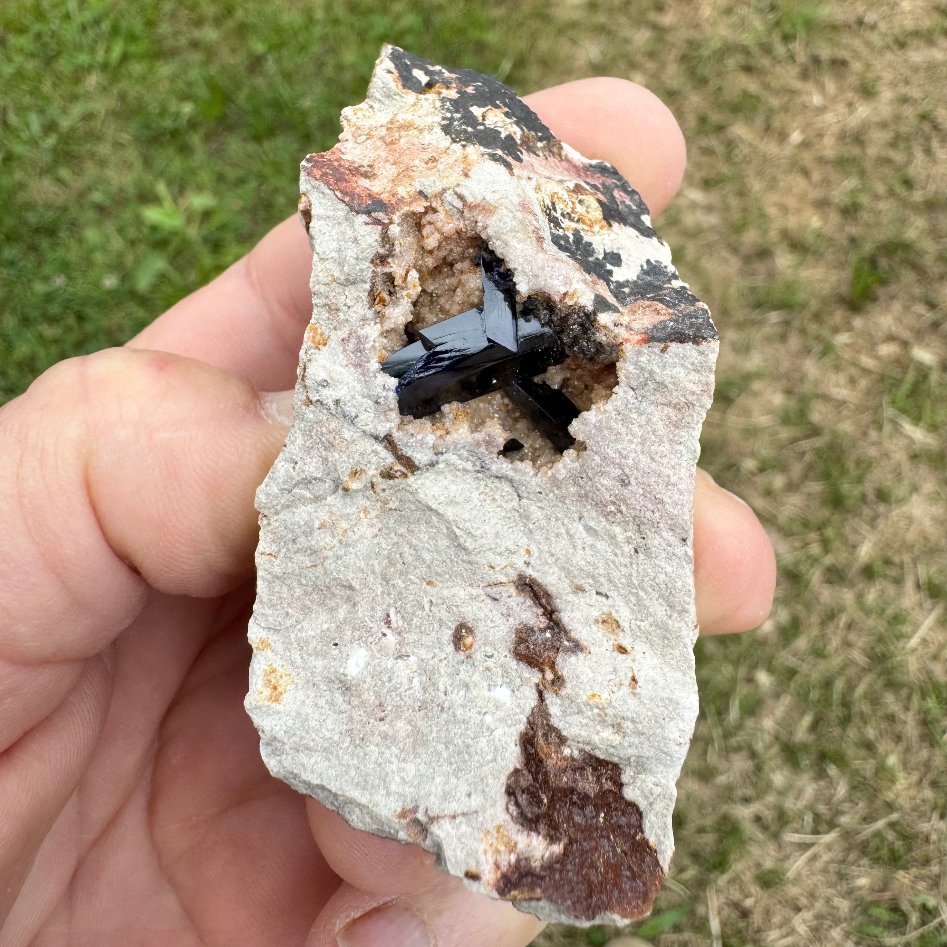 AZURITE DE KEROUCHEN - MAROC- Pierre brute - Etiquement sourcée dans une petite exploitation à Boumia au Maroc