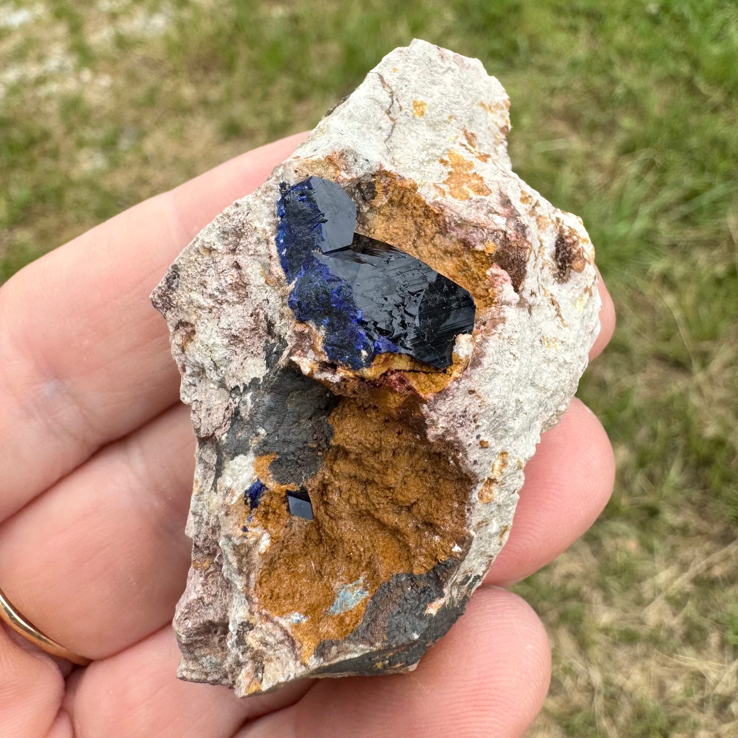 AZURITE DE KEROUCHEN - MAROC- Pierre brute - Etiquement sourcée dans une petite exploitation à Boumia au Maroc