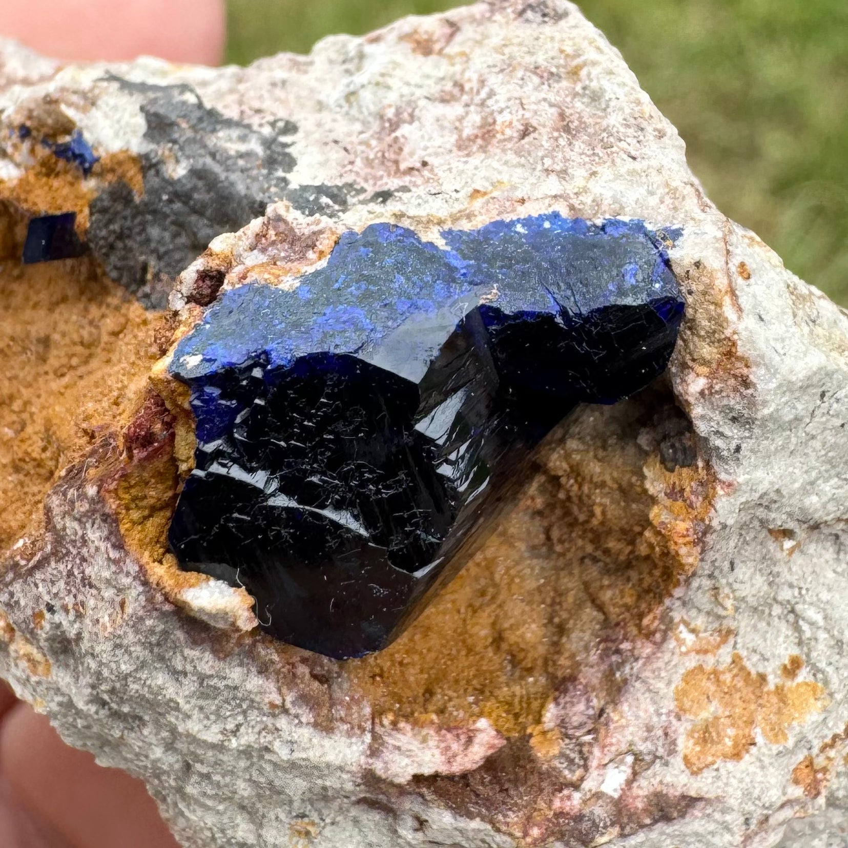 AZURITE DE KEROUCHEN - MAROC- Pierre brute - Etiquement sourcée dans une petite exploitation à Boumia au Maroc