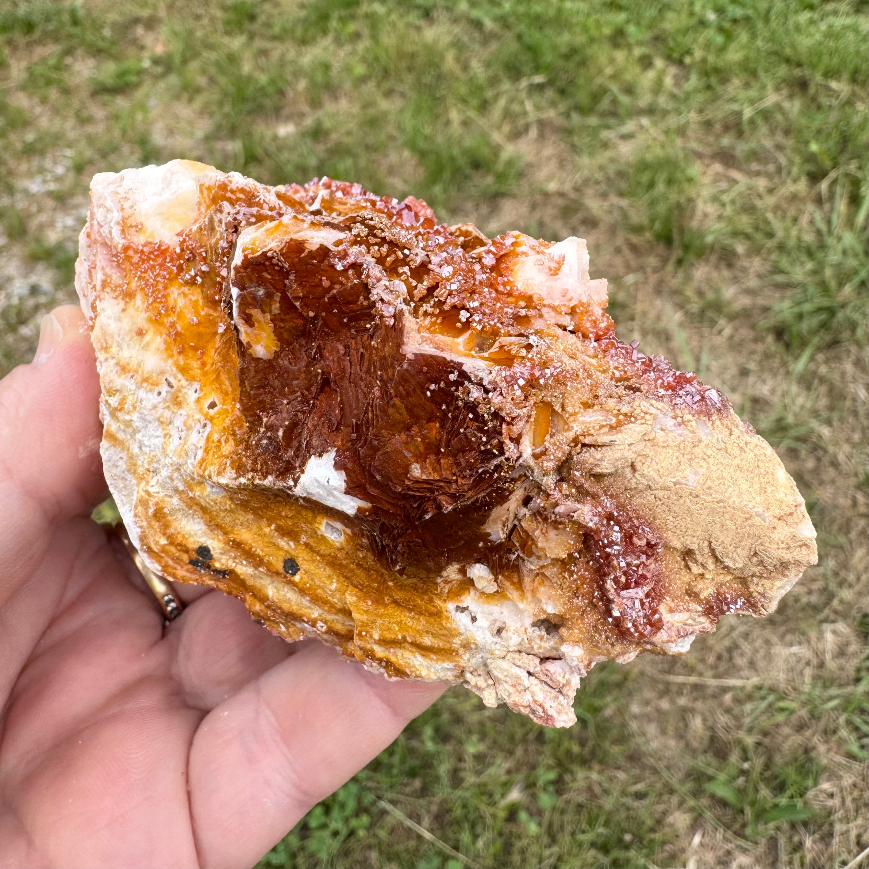 VANADINITE SUR BARYTINE - Maroc - Pierre brute