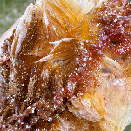 VANADINITE SUR BARYTINE - Maroc - Pierre brute