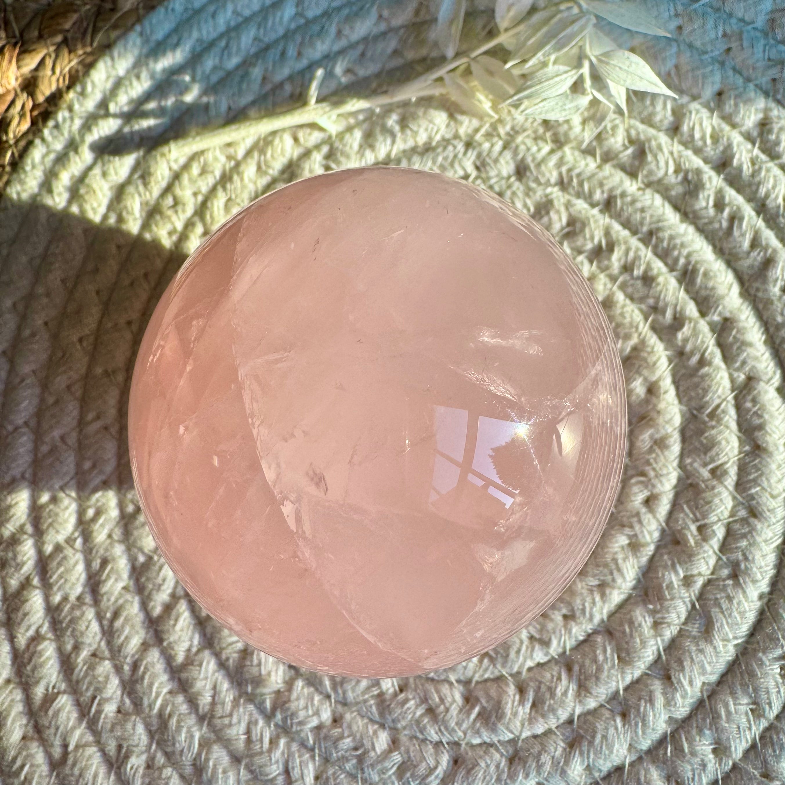 QUARTZ ROSE ÉTOILÉ - AA - Madagascar - Sphère