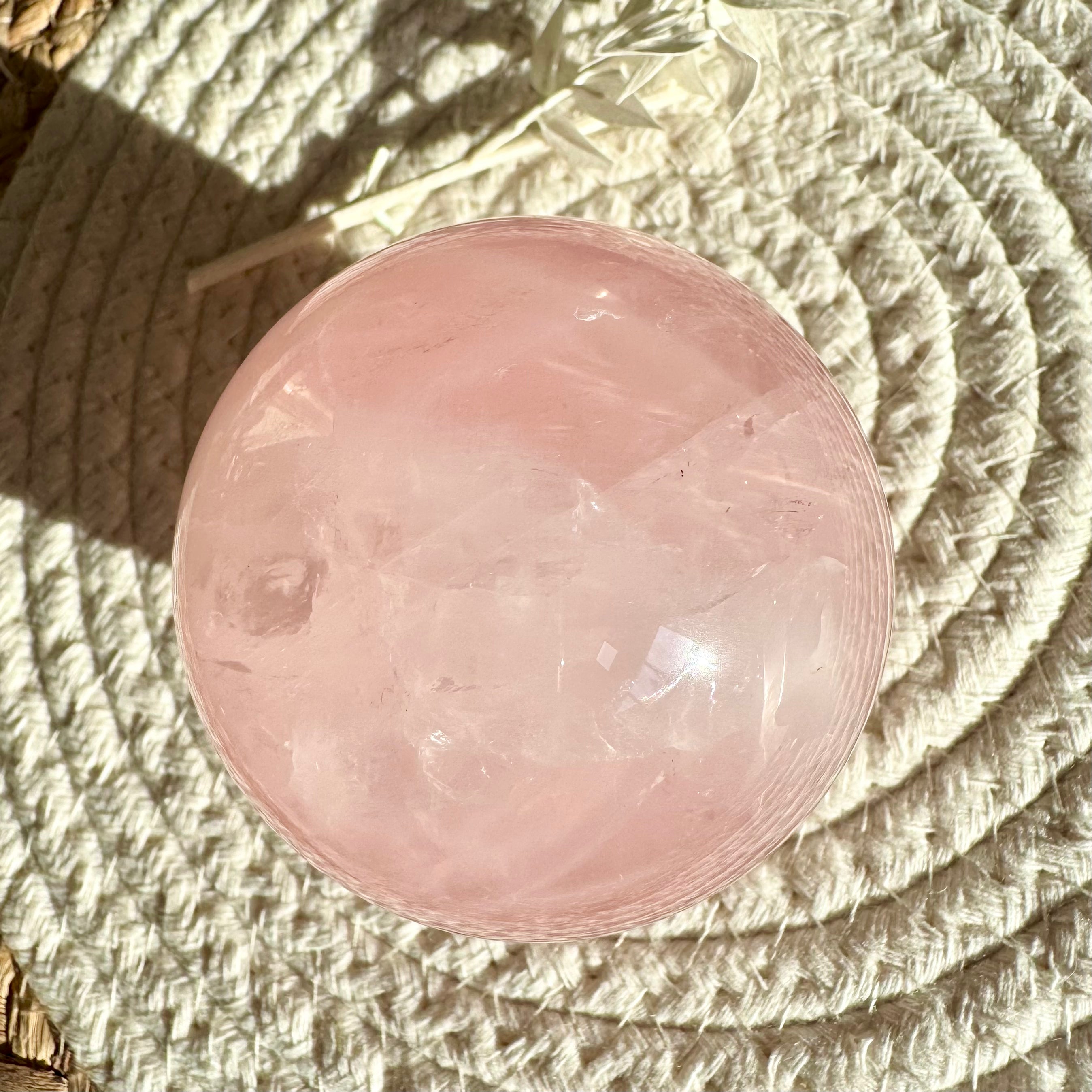 QUARTZ ROSE ÉTOILÉ - AA - Madagascar - Sphère