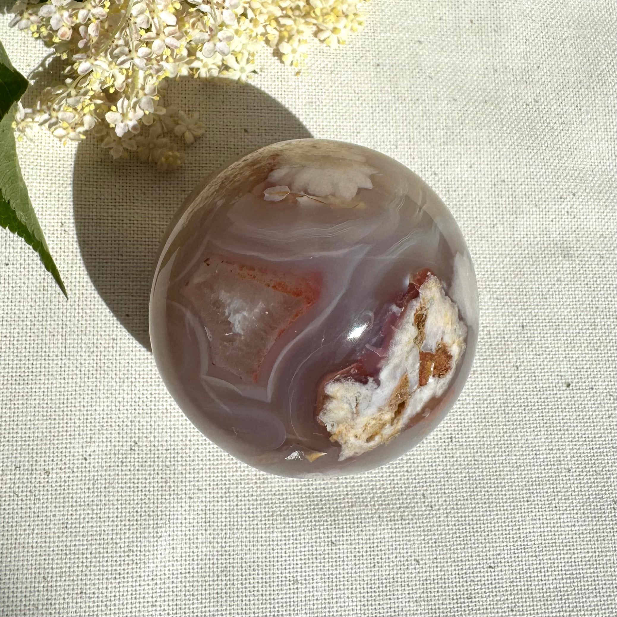 AGATE FLEUR - Madagascar - Sphère