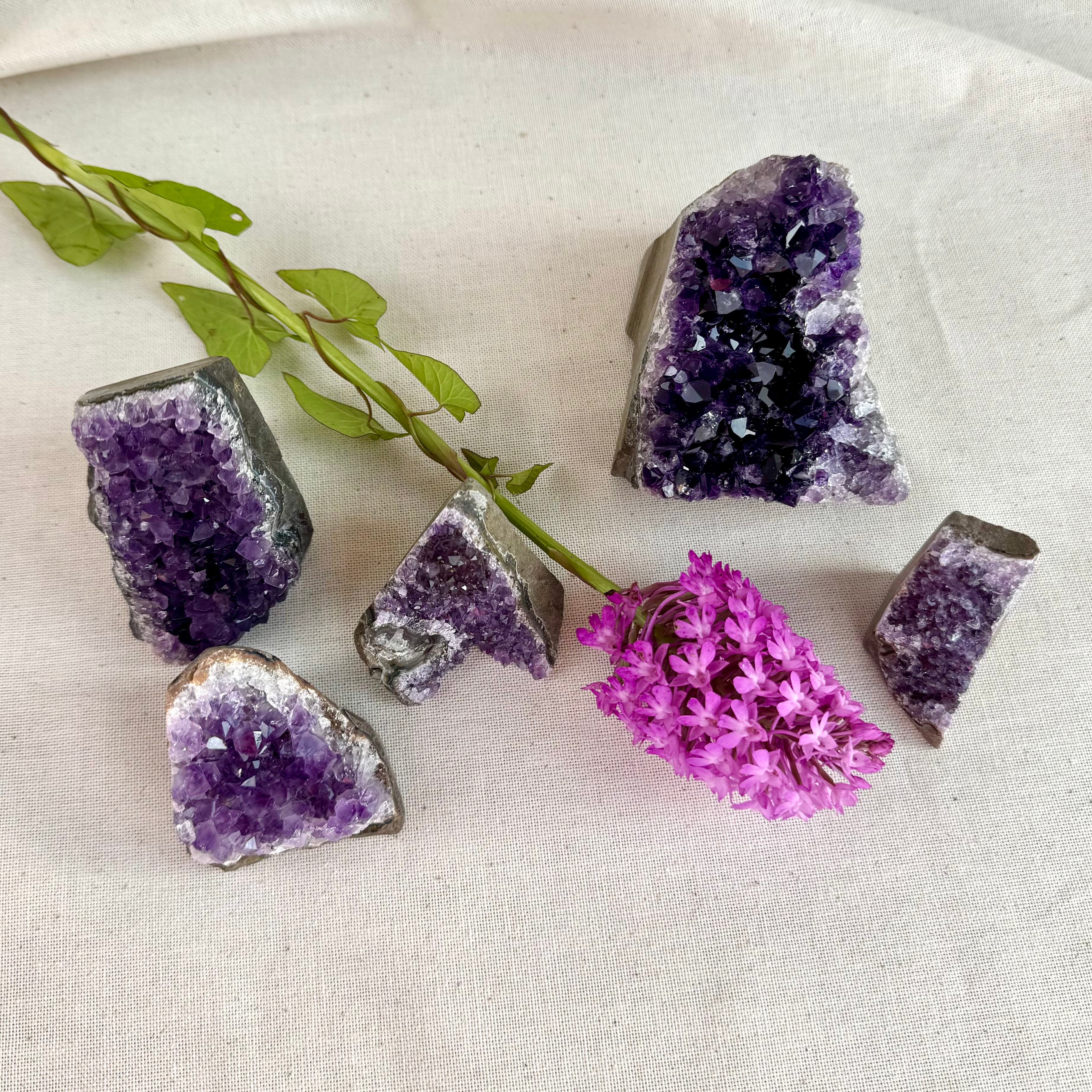 AMETHYSTE - AA+ -  Uruguay