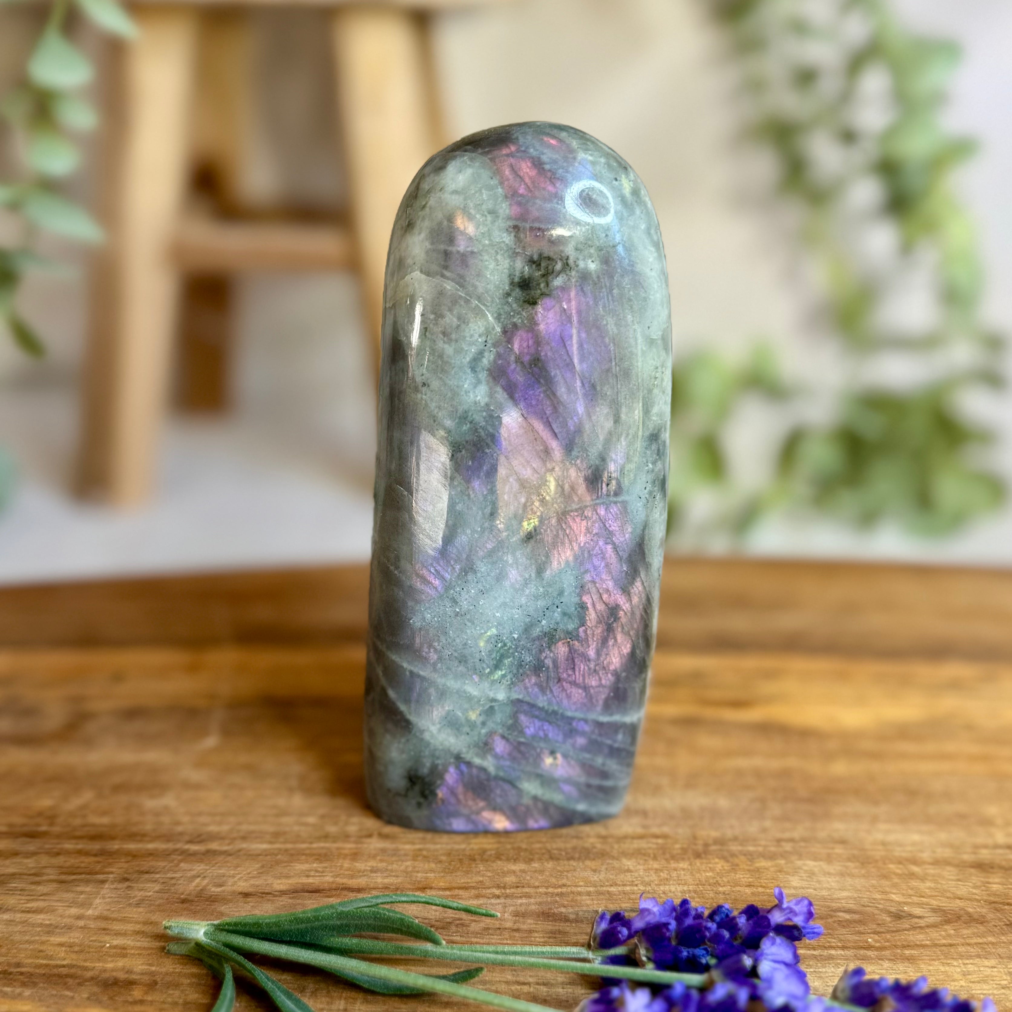 LABRADORITE SPECTROLITE - AA - Madagascar - Forme libre