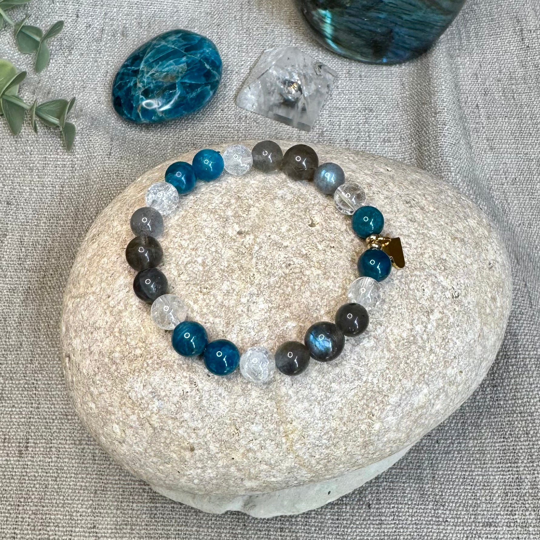 BRACELET  BIFRÖST - Labradorite - Apatite - Cristal de Roche craquelé