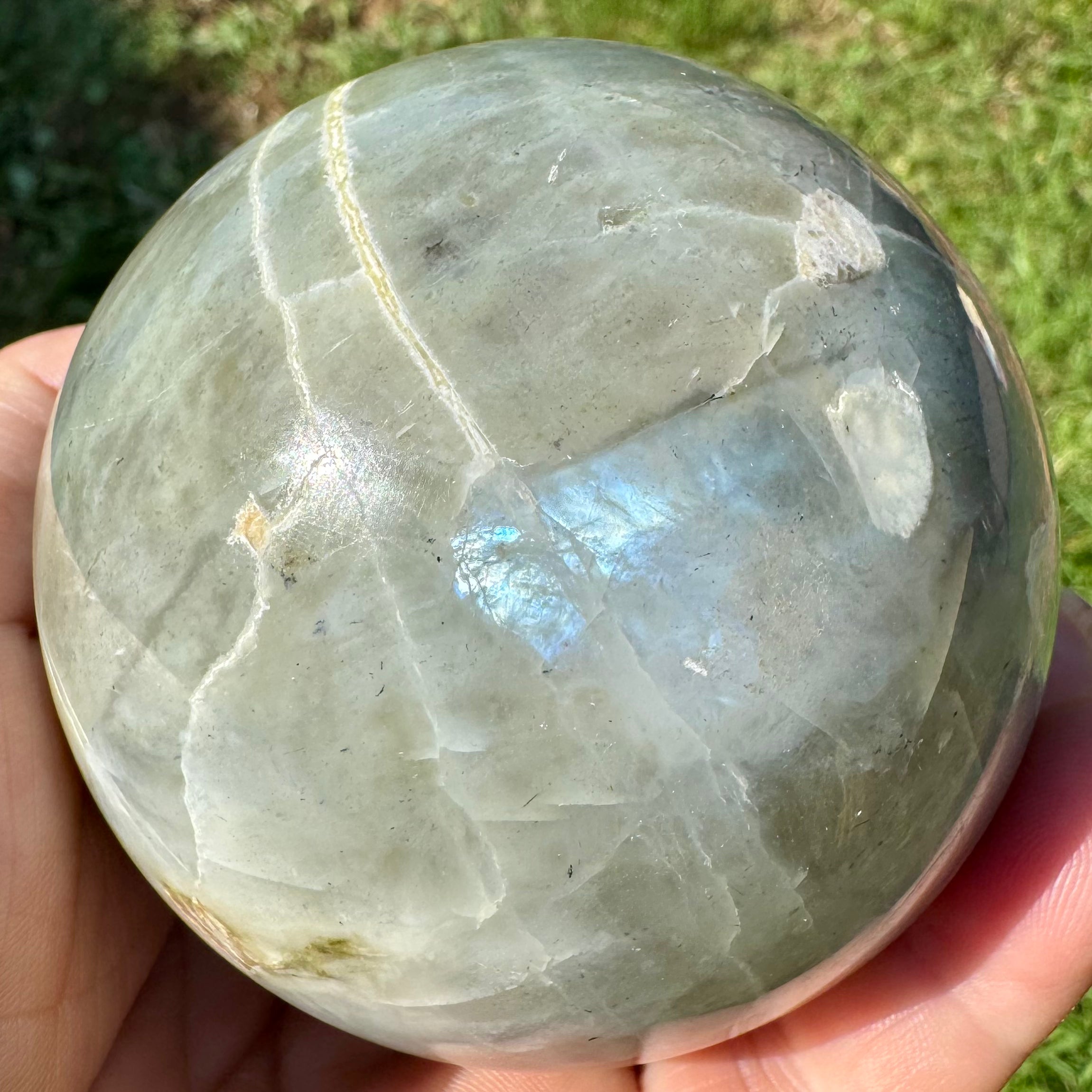 GARNIÉRITE (PIERRE DE LUNE VERTE) - A - Madagascar - Sphère