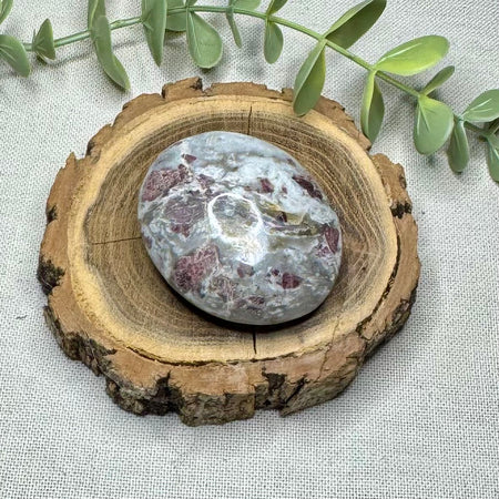 TOURMALINE ROSE OU RUBELLITE - A - Madagascar - Galet