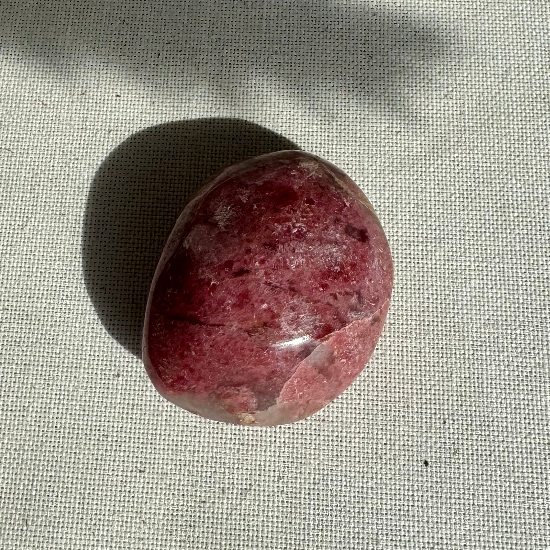 RHODONITE - AA - Madagascar - Galet