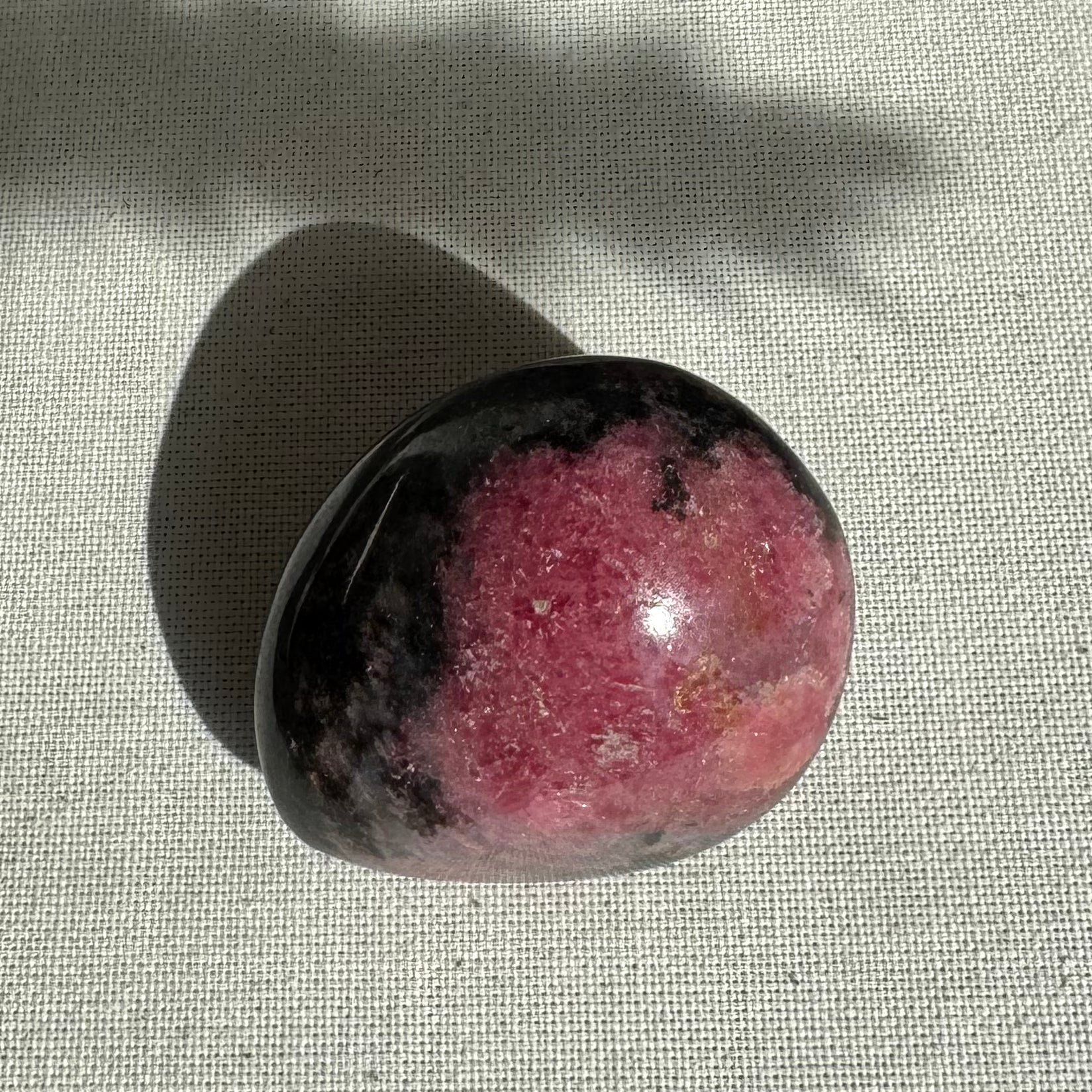 RHODONITE - AA - Madagascar - Galet