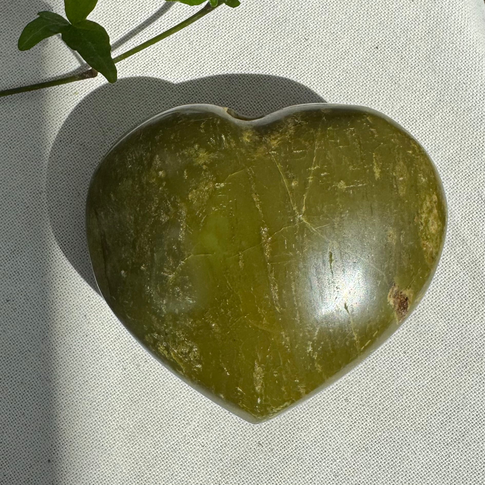 OPALE VERTE - A - Madagascar - Coeur