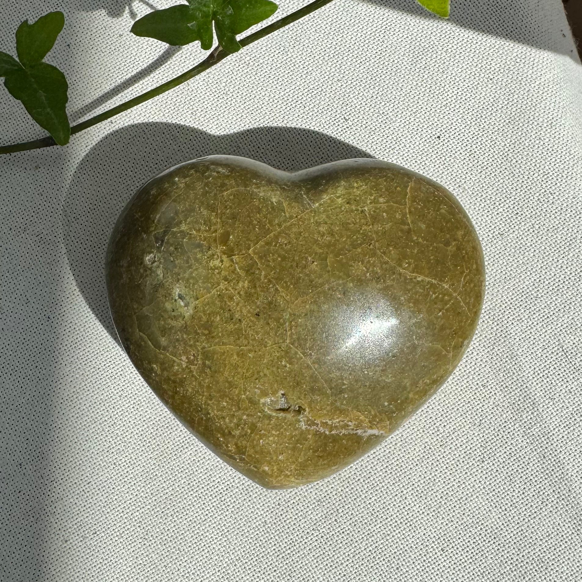 OPALE VERTE - A - Madagascar - Coeur