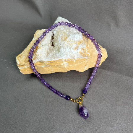 COLLIER AMÉTHYSTE - Perles rondes - Pendentif pierre brute