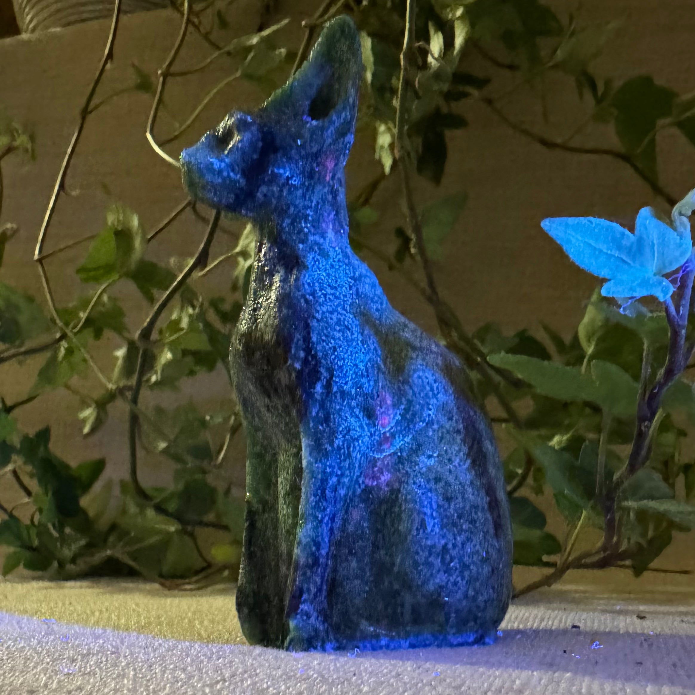 CHAT SPHYNX -  Rubis Zoïzite - 10cm - Afrique de l'Est